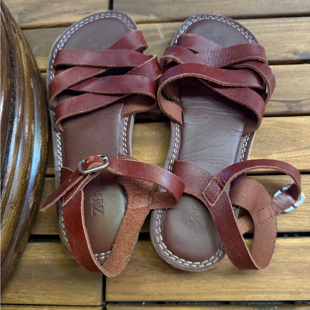 Zara little girls  genuine  Leather Sandals